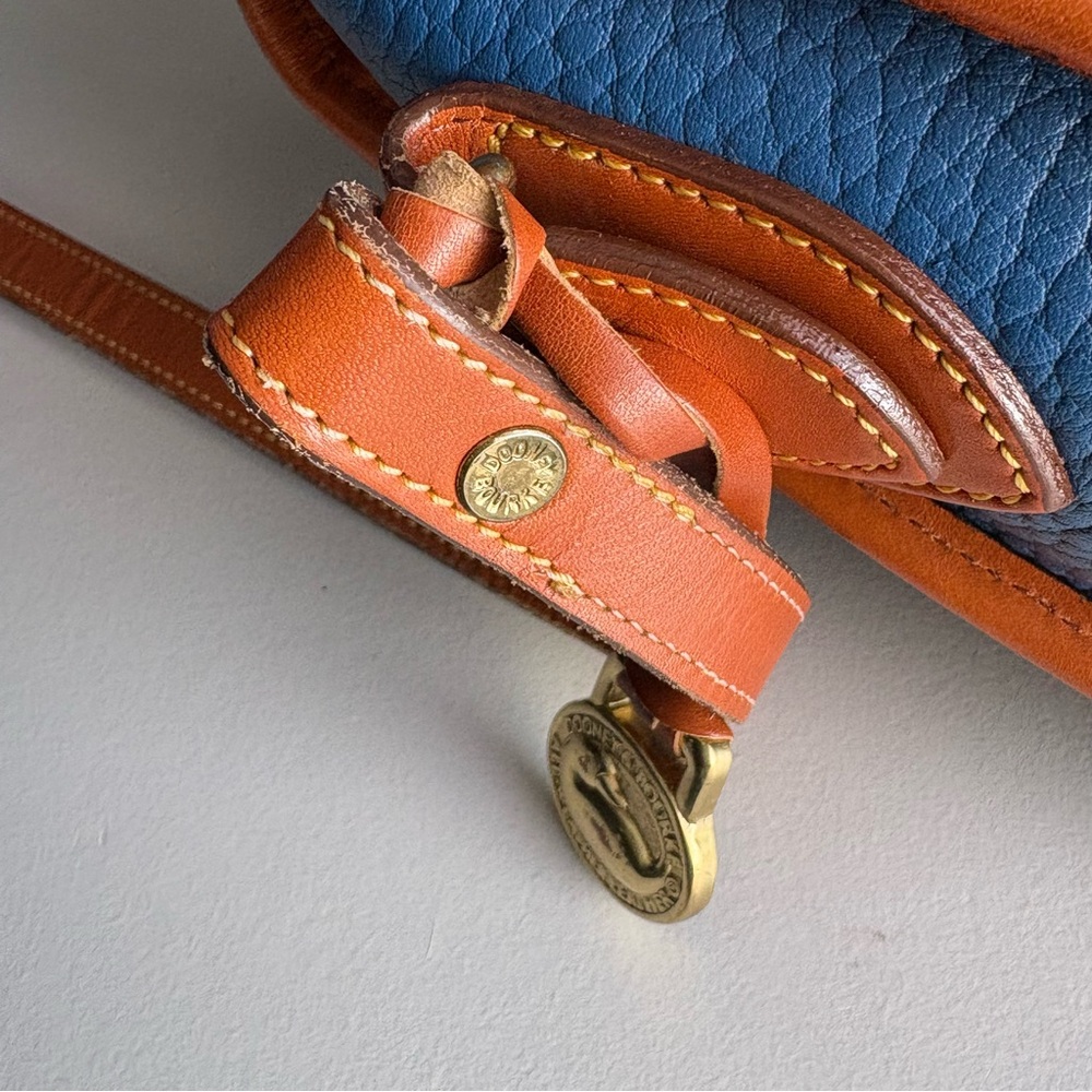 Dooney and Bourke awl French Blue Leather Surrey Messenger Carrier Crossbody Bag - Picture 11 of 16